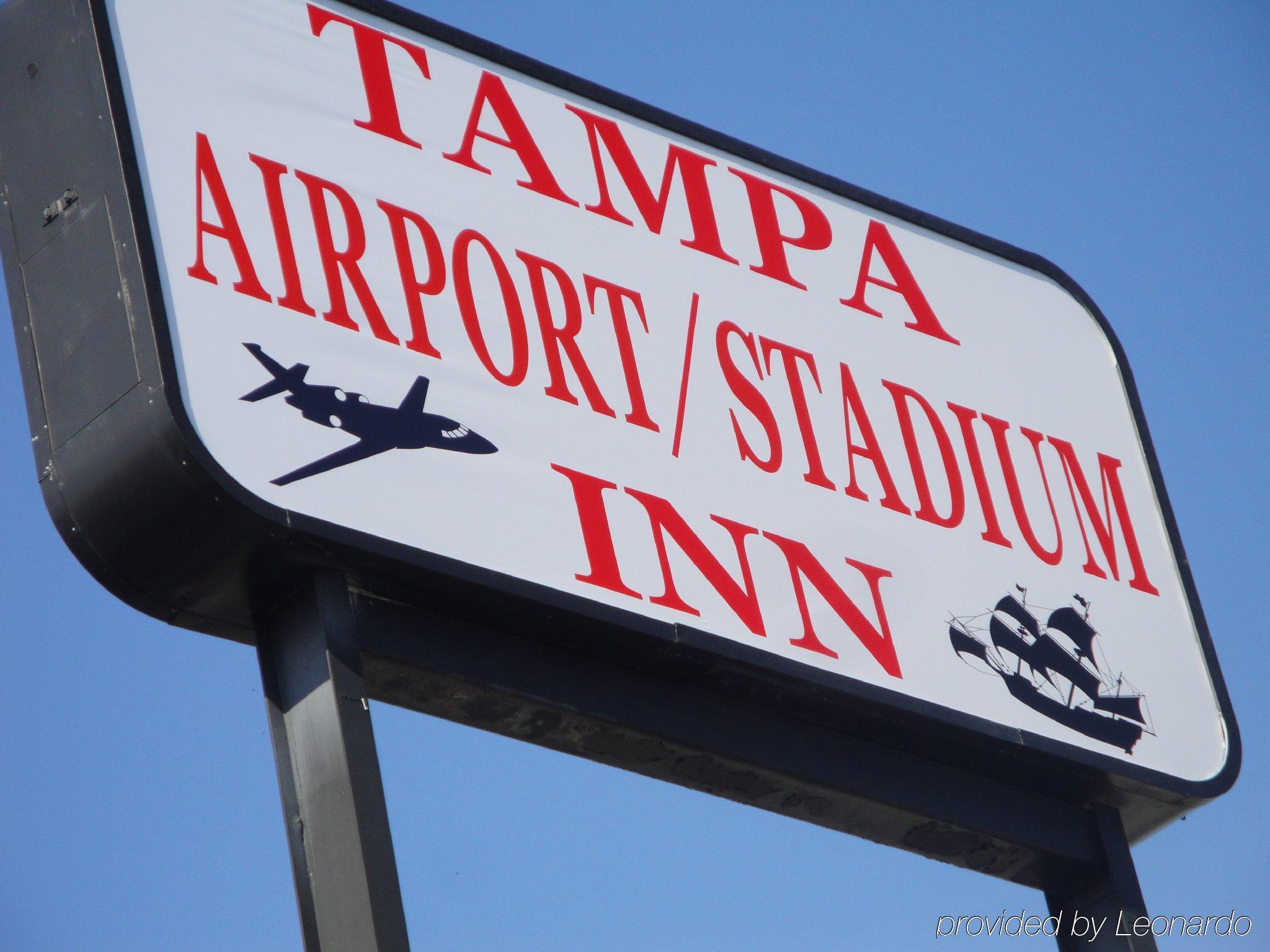 Days Inn Tampa Airport Stadium - photo 8