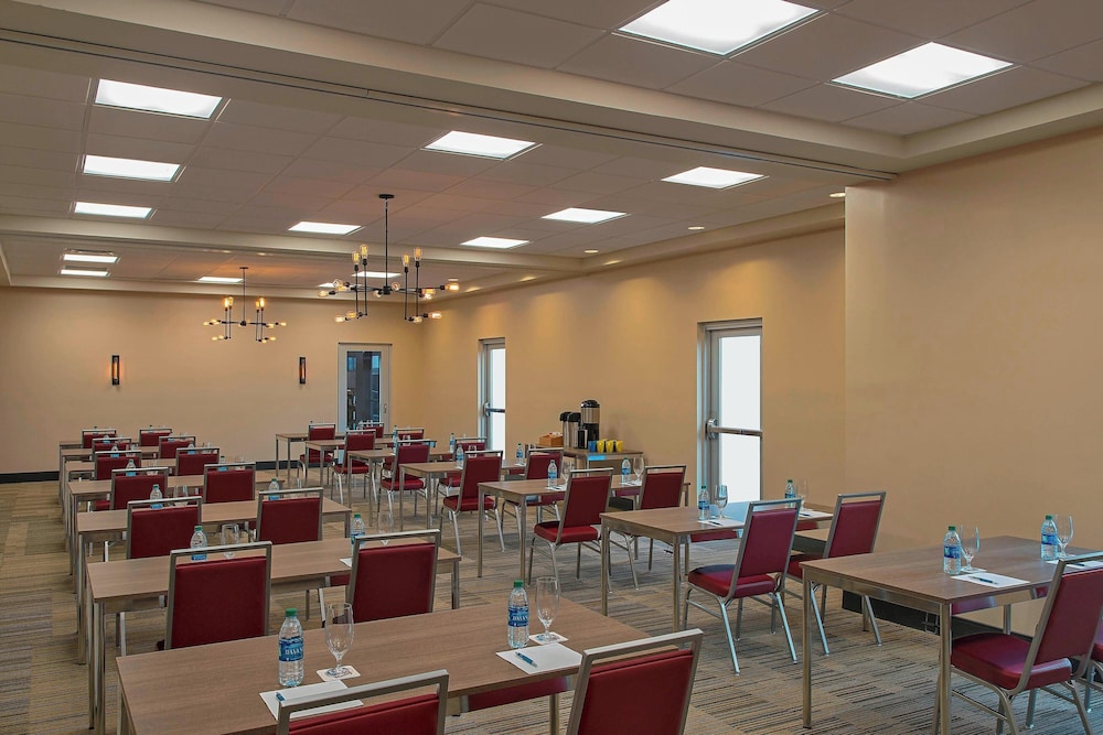 Four Points By Sheraton Midland - photo 32
