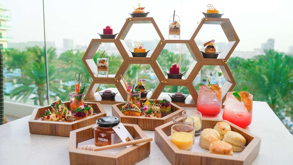 מזון ומשקאות