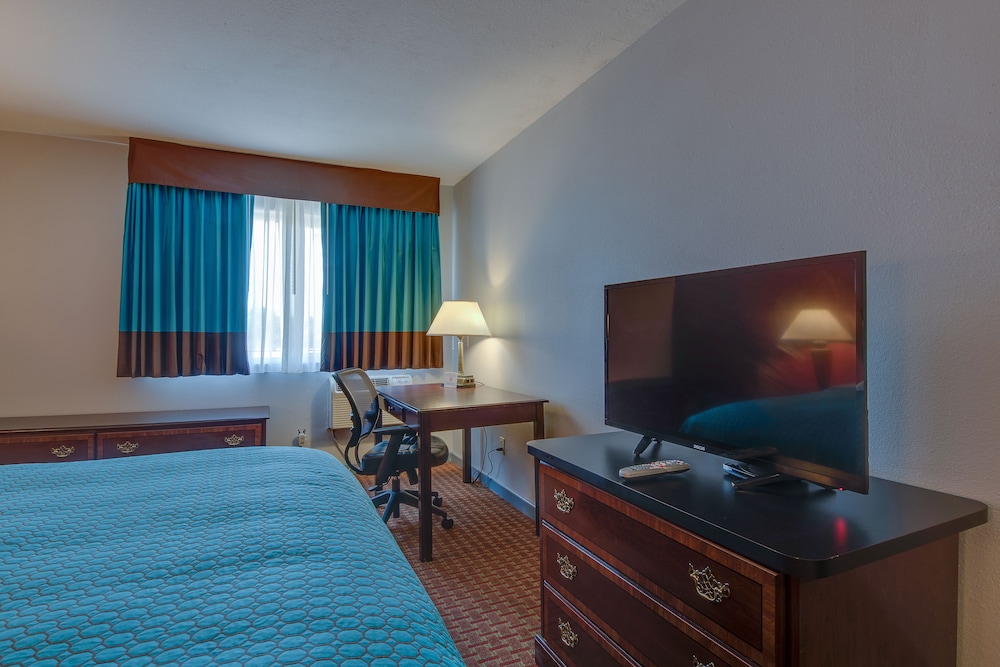 Americas Best Value Inn Hayward - photo 18