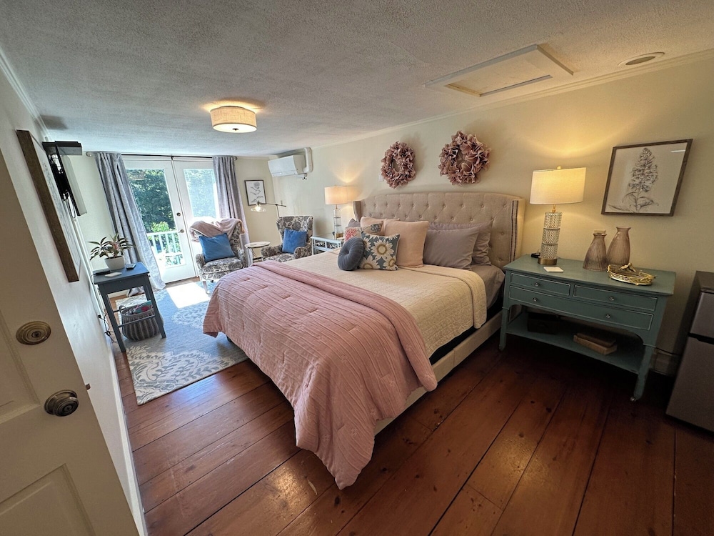 Inn at Perkins Cove - photo 39