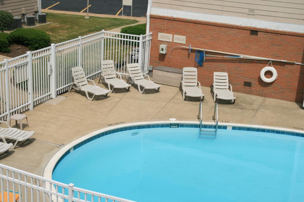 StayPlace Suites Akron Copley Township West - photo 13
