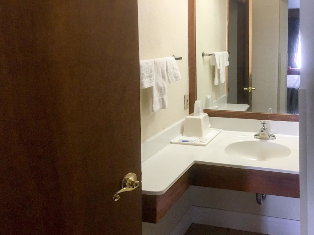 Days Inn by Wyndham Thomson - photo 31