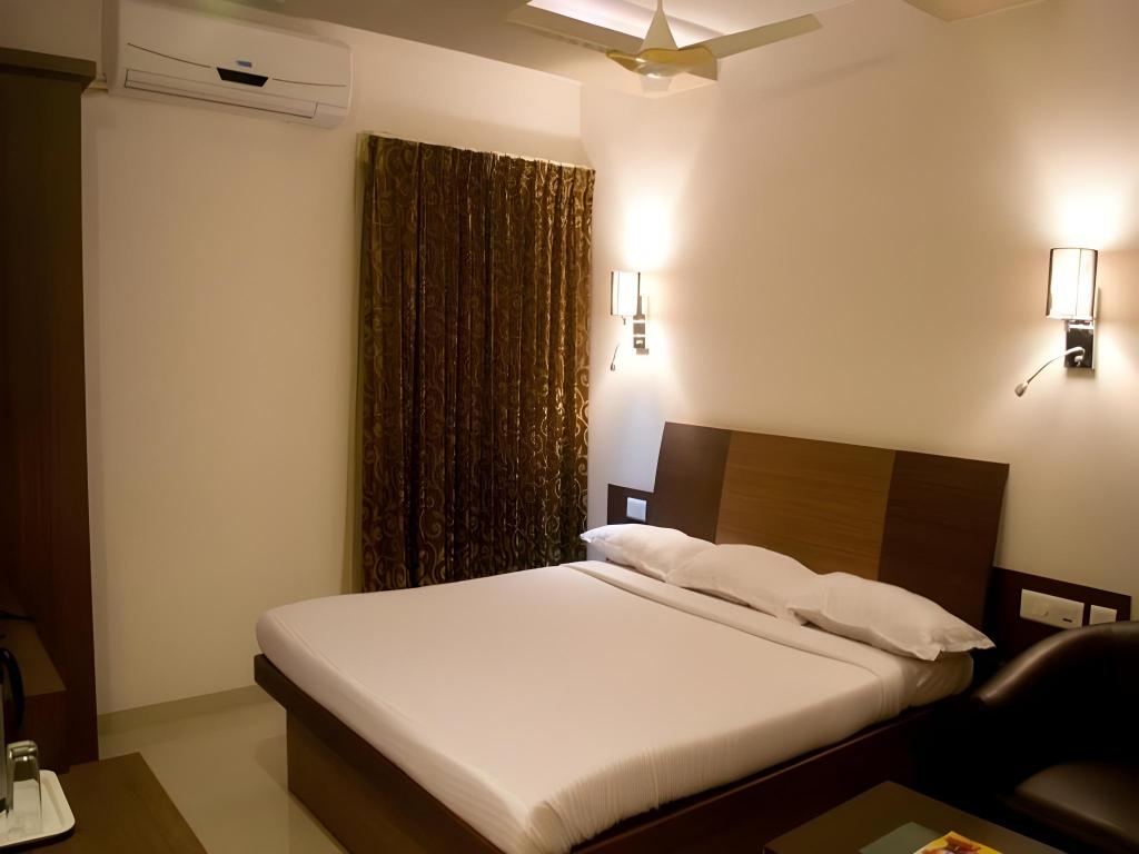 Hotel Maniam Classic in Tiruppur, India