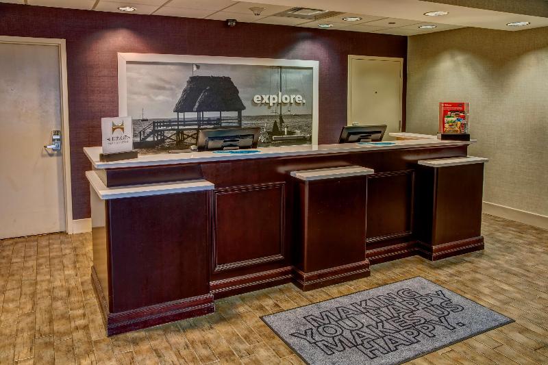 Hampton Inn Rochester Irondequoit - photo 9