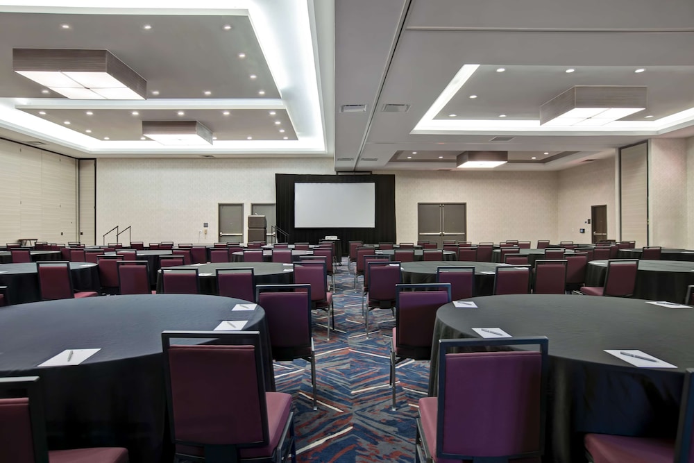 Embassy Suites by Hilton Oklahoma City Northwest - photo 80
