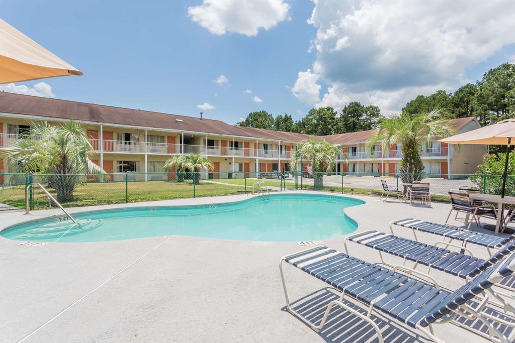 Knights Inn Hardeeville - photo 6
