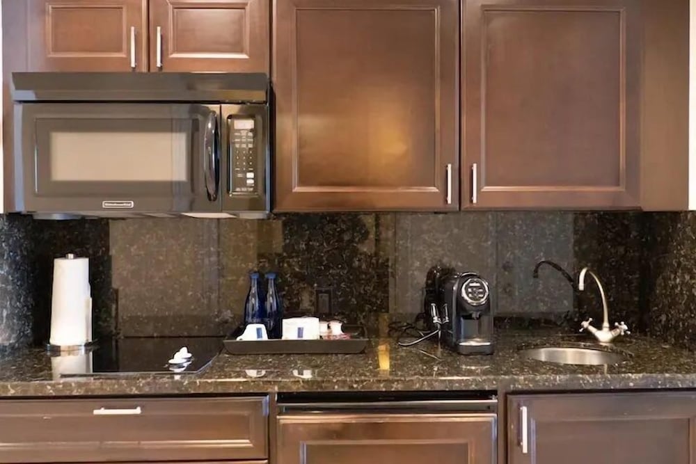 Private Residences at the Atlantic Resort and Spa - photo 32
