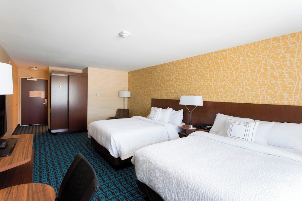 Fairfield Inn & Suites by Marriott Decorah - photo 18