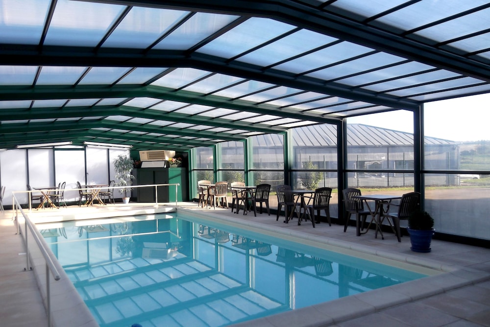 Logis Jum’Hotel in Langres, France