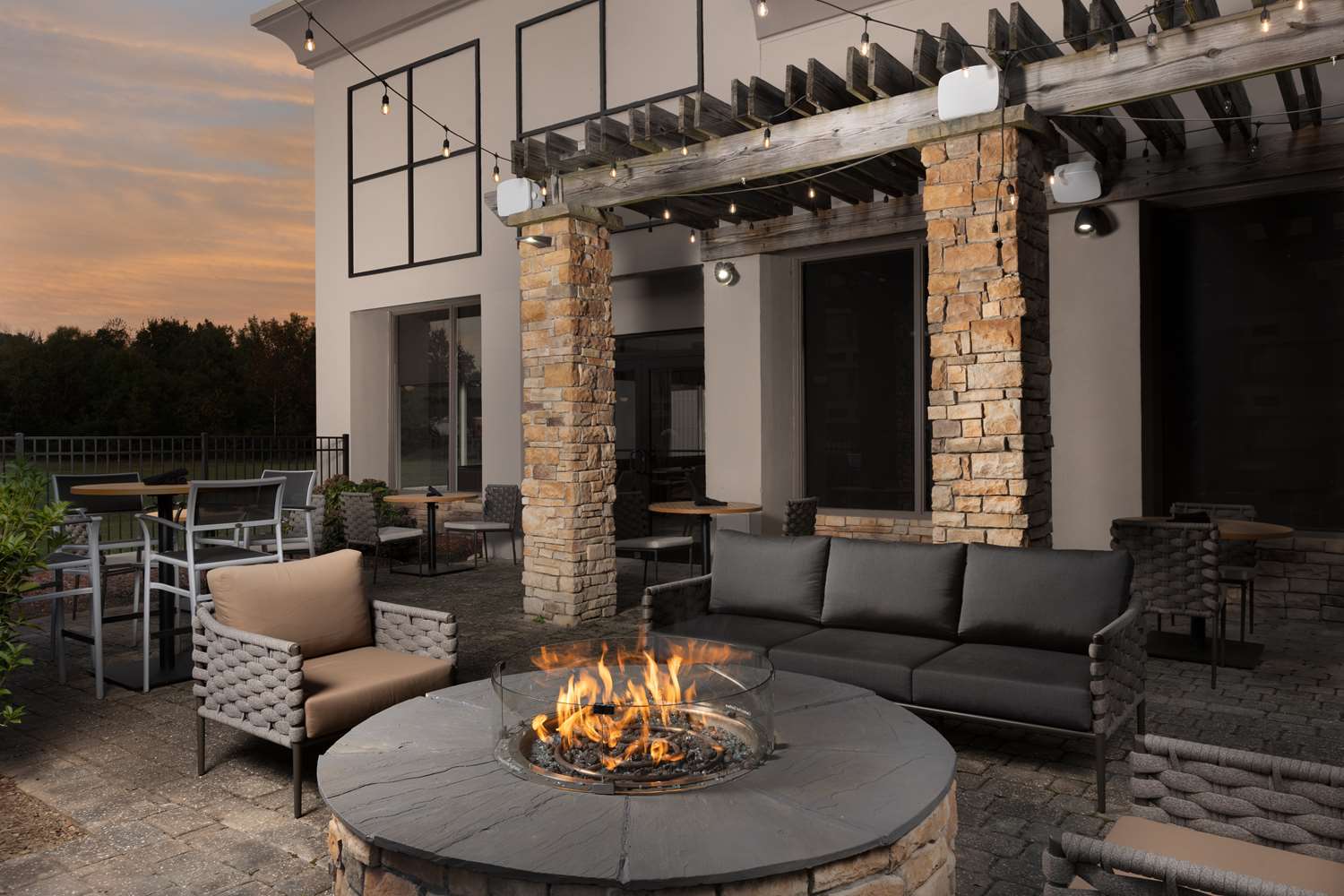 Doubletree By Hilton Greensboro Airport - photo 20