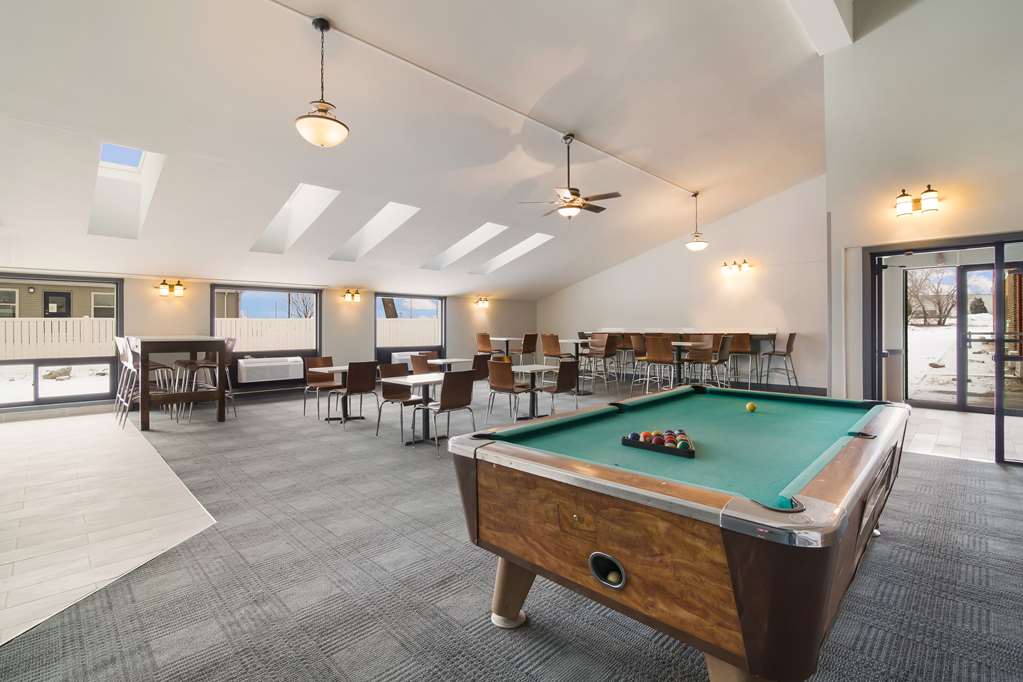 Econo Lodge Williston - photo 27