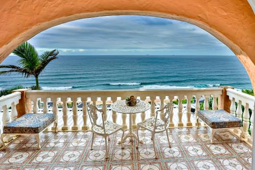 Villa Bel Fiori 6 Bedroom Villa — 4-Star Luxury Hotel in Ballito, South Africa