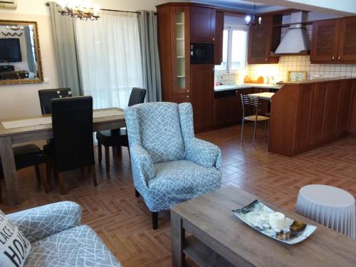 Gazi view apartments #1 — 4-Star Luxury Hotel in Athens, Greece