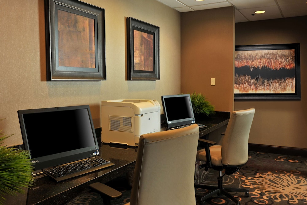 Embassy Suites Hotel Des Moines Downtown - photo 52