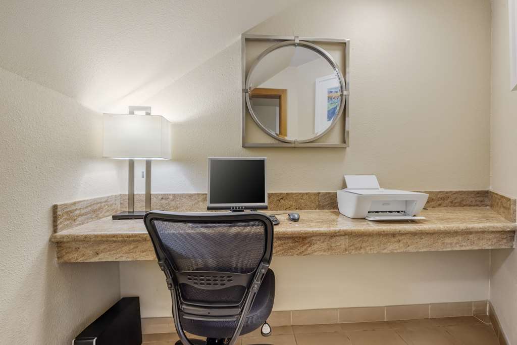 Best Western Aladdin Inn - photo 33