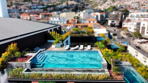 Daysy Loft by LovelyStay — 4-Star Luxury Hotel in Funchal, Portugal
