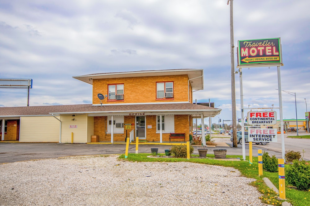 OYO Travelier Motel - photo 103