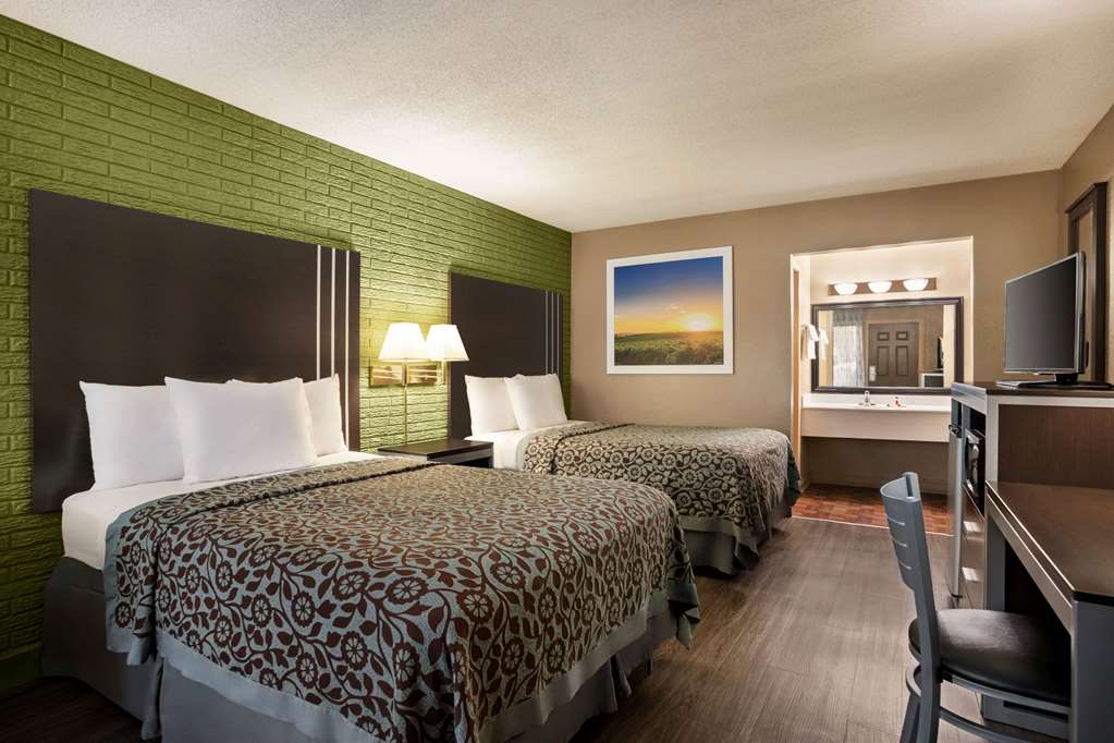 Days Inn by Wyndham Hardeeville I 95 State Line - photo 25