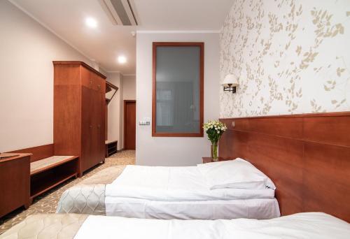 Hotel Park Kajetany — Nadarzyn — photo 2