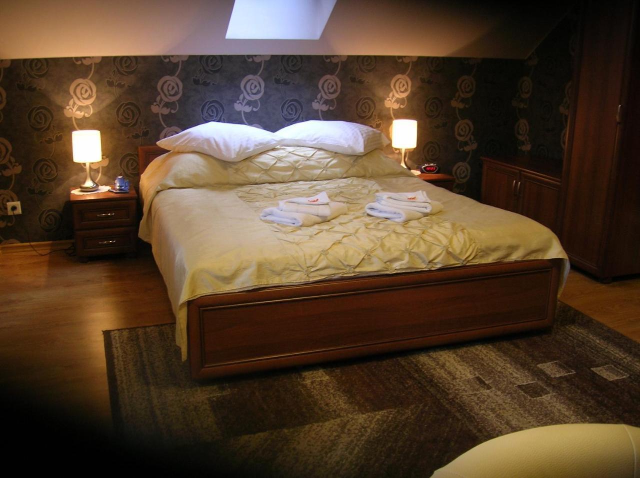 Gościniec Pod Sosnami Drzonków — hotel in Zielona Gora