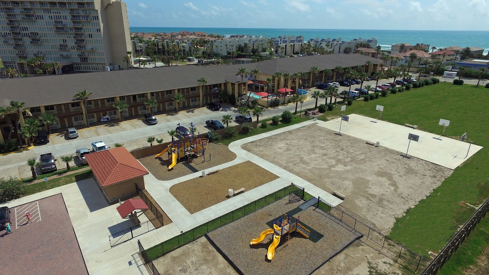 Ramada by Wyndham & Suites South Padre Island - photo 62