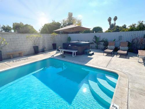 Disneyland Retreat Pool Spa Game in Anaheim, United States