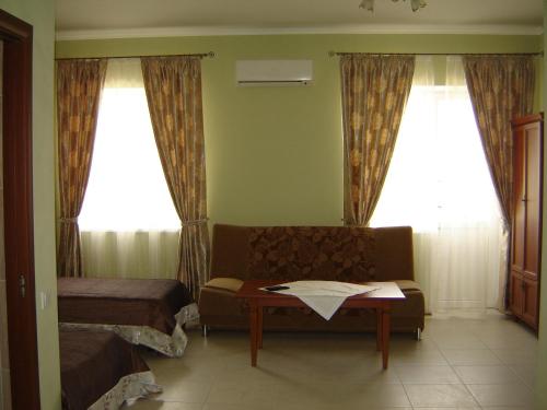 Afina Hotel — hotel in Berdyansk