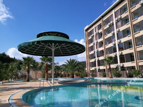Wuzhou Spa Resort — hotel in Luxi