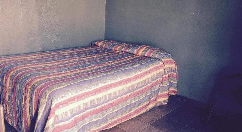 Monterey Motel - photo 24