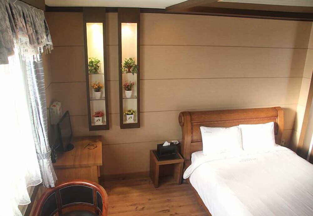 Noblesse Hotel - last minute hotel in Gwangju