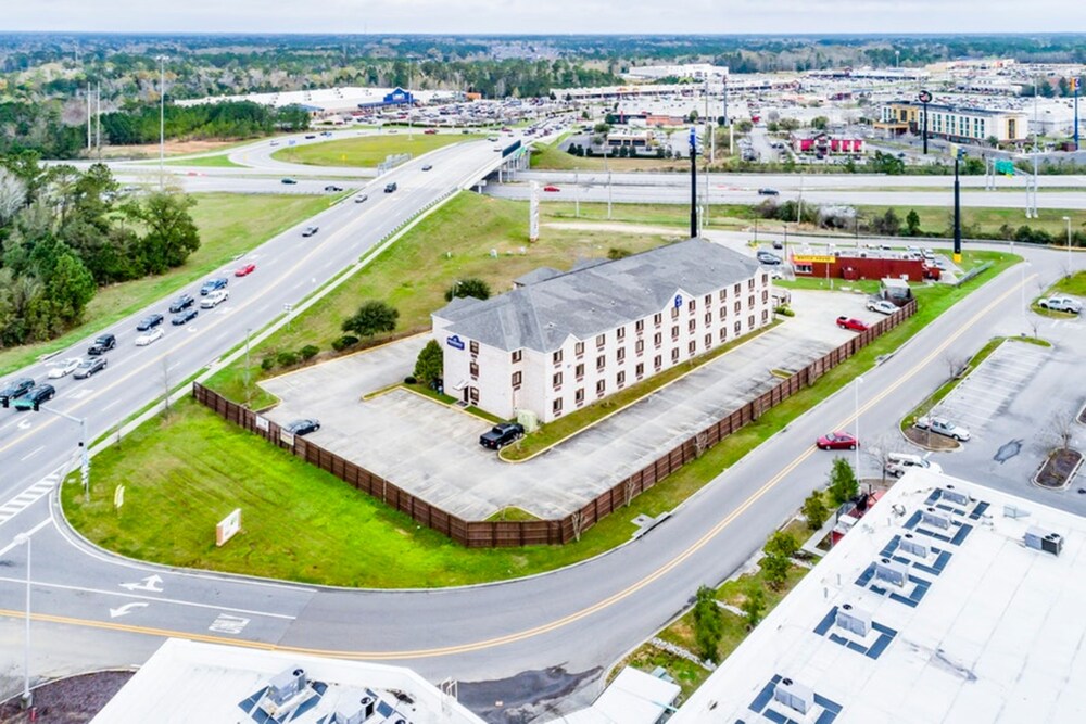 Regency Inn & Suites Biloxi - photo 32