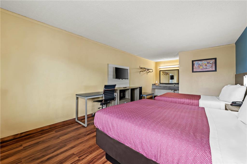 Econo Lodge Charlotte Airport Area - photo 25