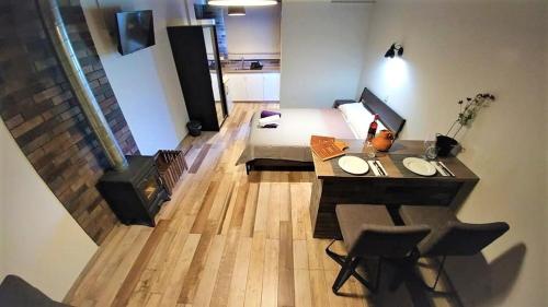 Perneia Rooms — hotel in Limassol