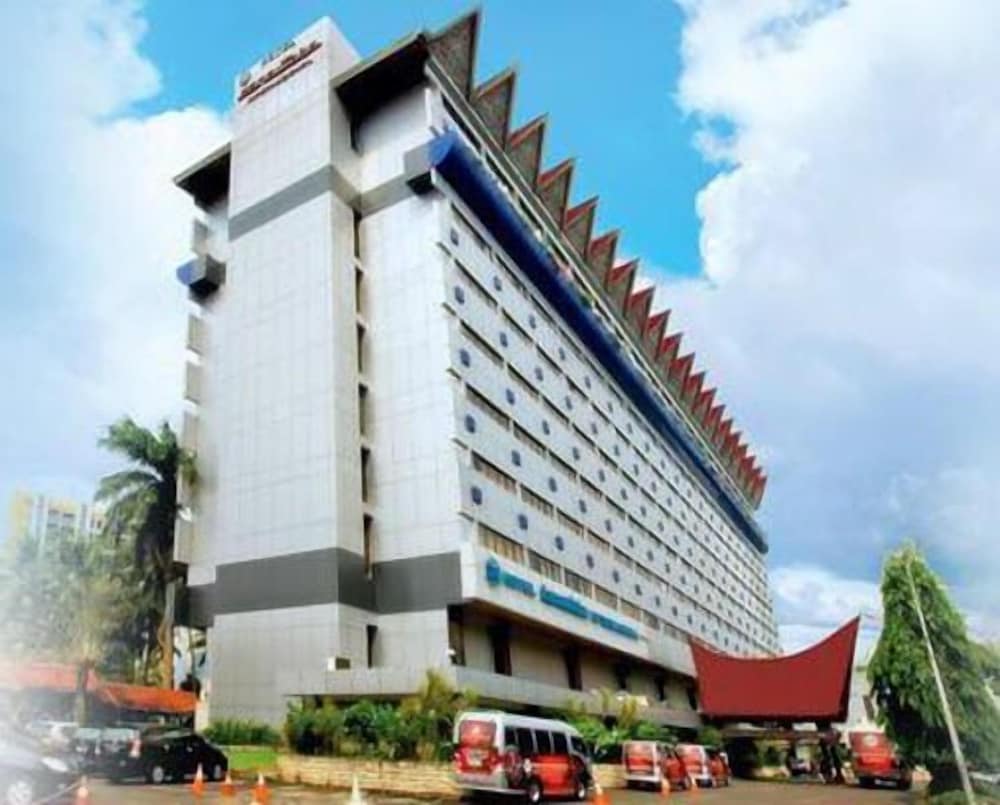 Hotel Danau Toba International — 5-Star Luxury Hotel in Medan, Indonesia