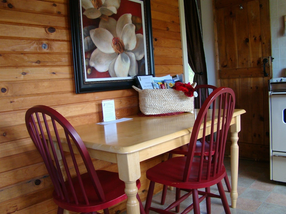 Bay Leaf Cottages & Bistro - photo 29