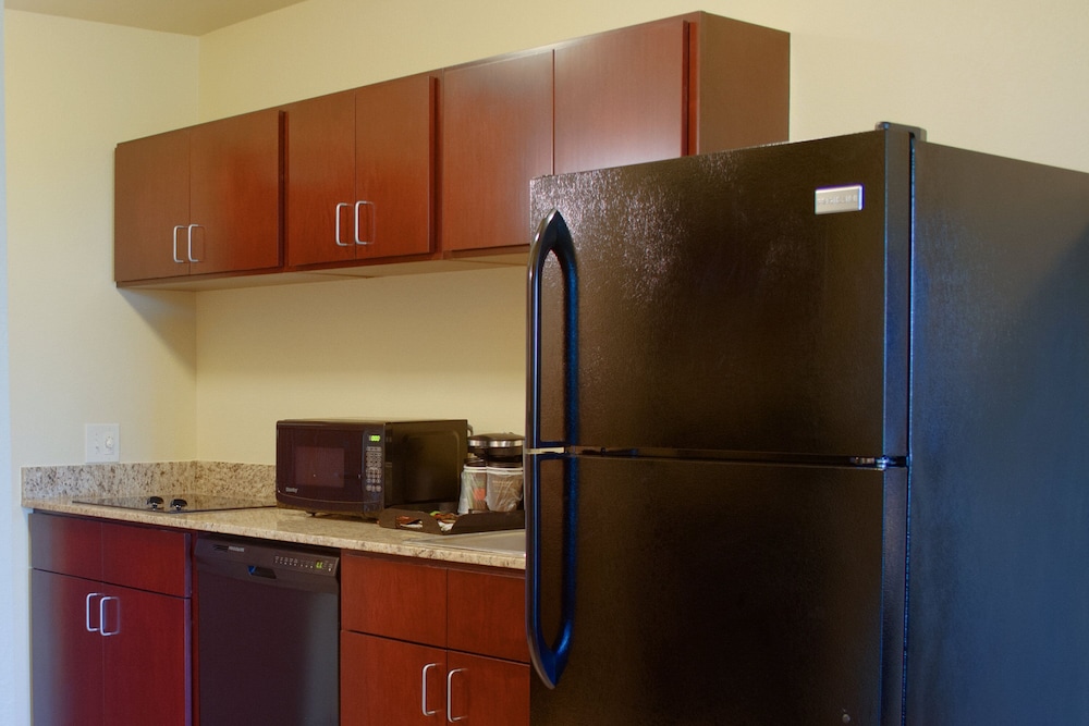 Cobblestone Inn & Suites Winterset IA - photo 26