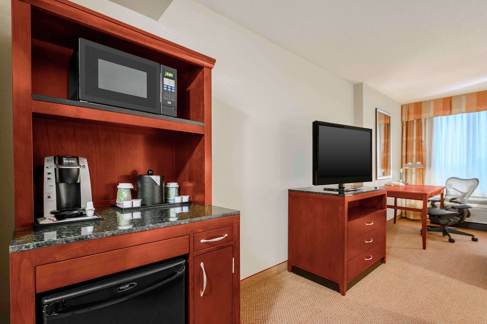 Hilton Garden Inn Independence - photo 9