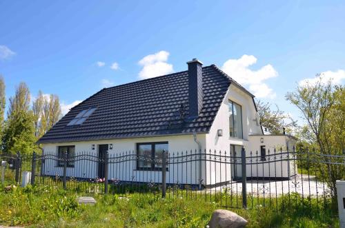 Landhaus — 4-Star Luxury Hotel in Wiek, Germany