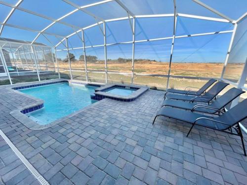 Luxury Villa with Private Pool 7Bedrooms 6Bathrooms — 4-Star Luxury Hotel in Kissimmee, United States
