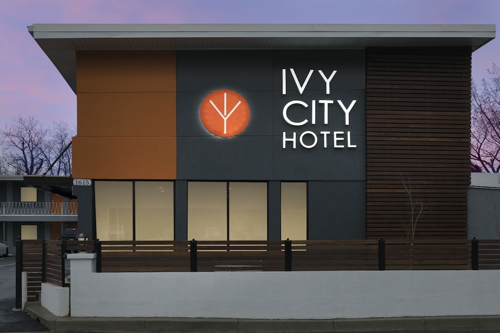 Ivy City Hotel - photo 15