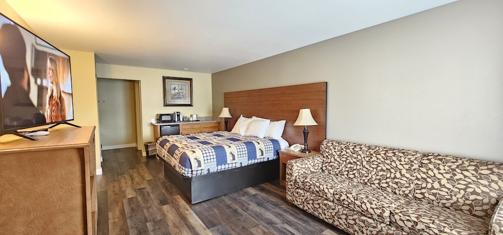 Mill Village Motel — hotel in Eatonville