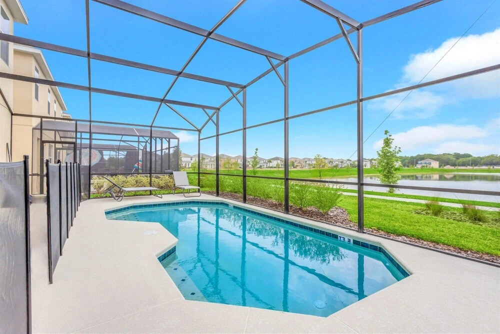 8BR Resort Mansion w Pool Games Room BBQ - photo 12