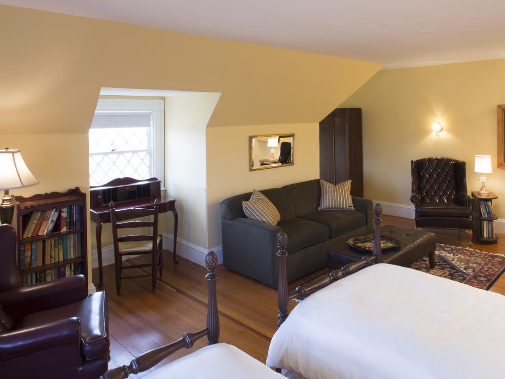 Manor Inn - photo 5
