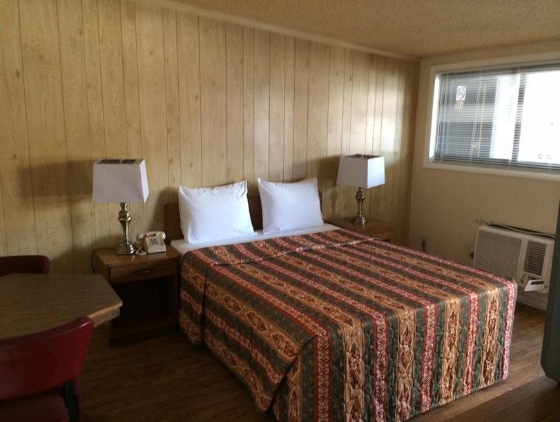El Mirador Motel - photo 5