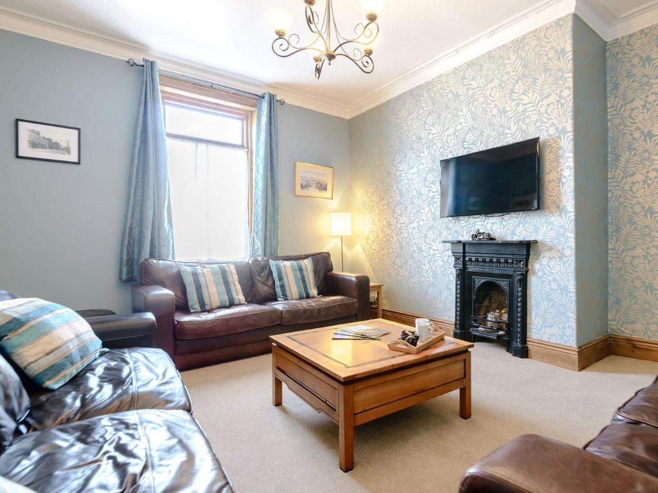 5 Bed in Tynemouth CN125 — hotel in Tynemouth