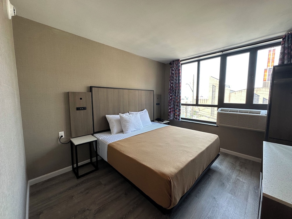 Regal Inn & Suites New York LaGuardia Hotel - photo 7