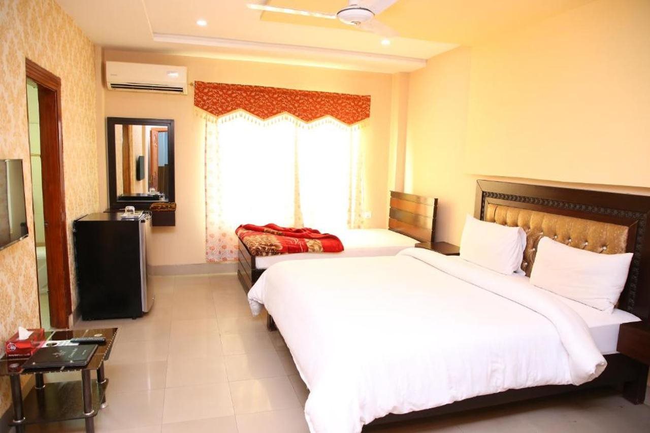Hotel Crown Inn — Multan — photo 5
