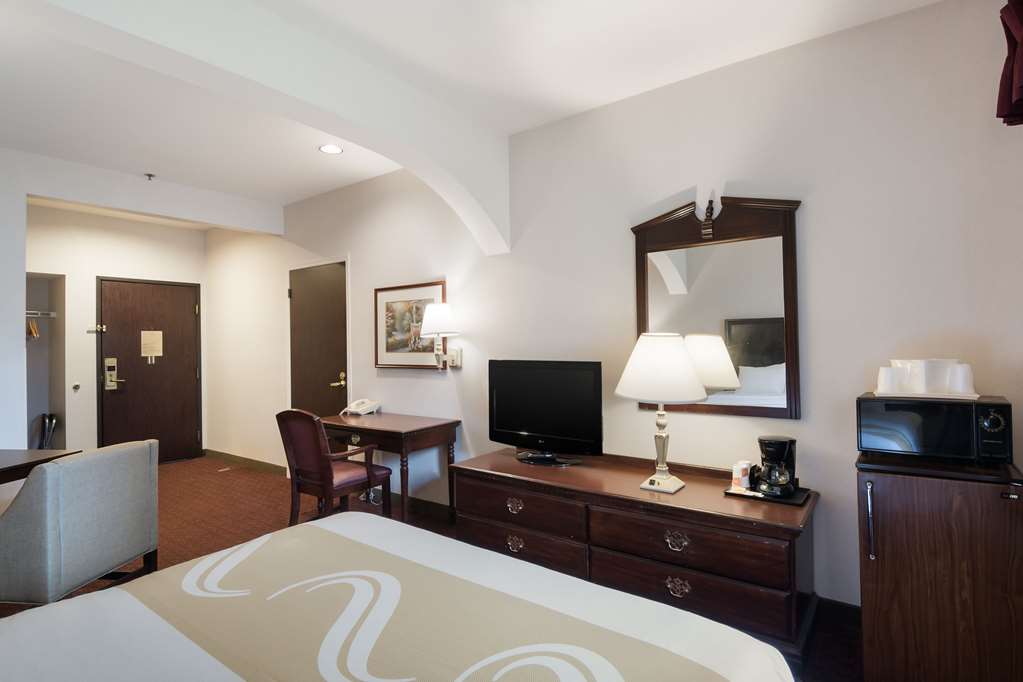 Quality Inn Grand Suites Bellingham - photo 41