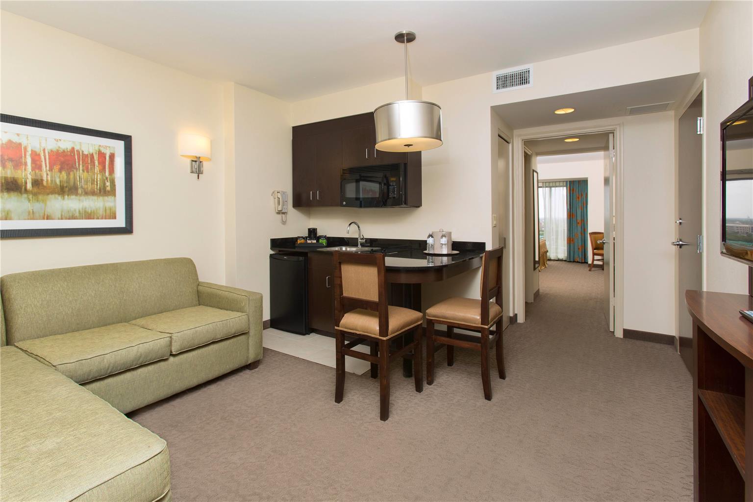 Ramada Plaza Resort & Suites by Wyndham Orlando Intl Drive - photo 36